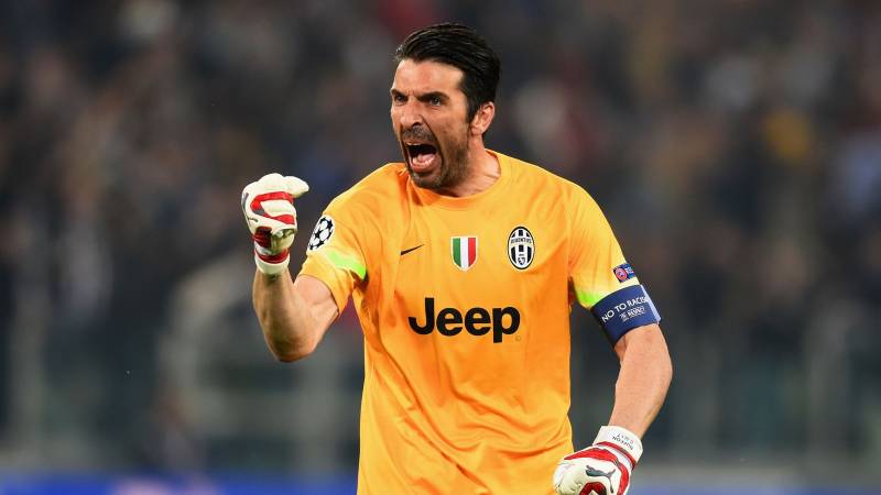 Top 5 Thủ Môn Xuất Sắc Nhất Mọi Thời Đại (Update Mới Nhất) 1 Gianluigi Buffon